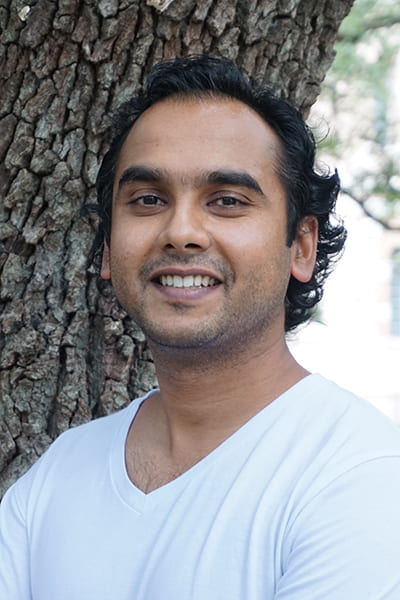 Akshaya Srivatsa studied with Krishna Palem at Rice University.